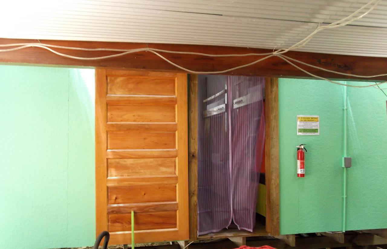 The Funky Dodo Backpackers Hostel Hopkins Exterior foto